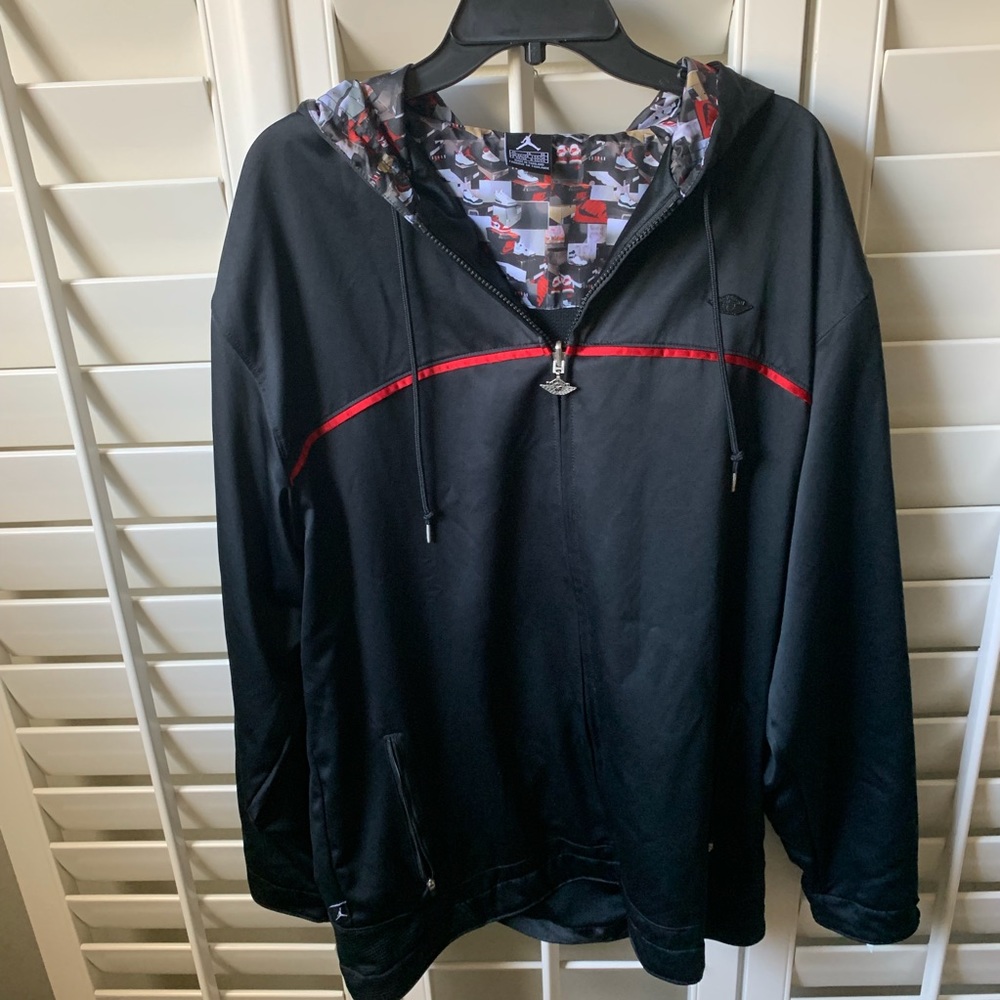 Air Jordan Zip Up Hooded Jacket size XL